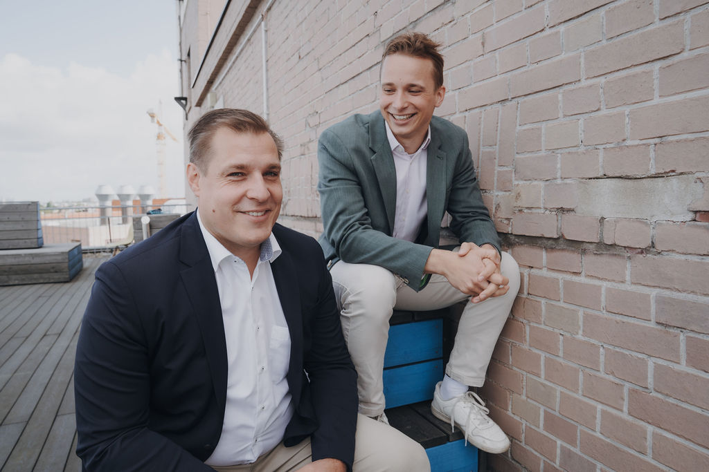 Jens-Florian Krieg and Niclas Krieg on the roof terrace